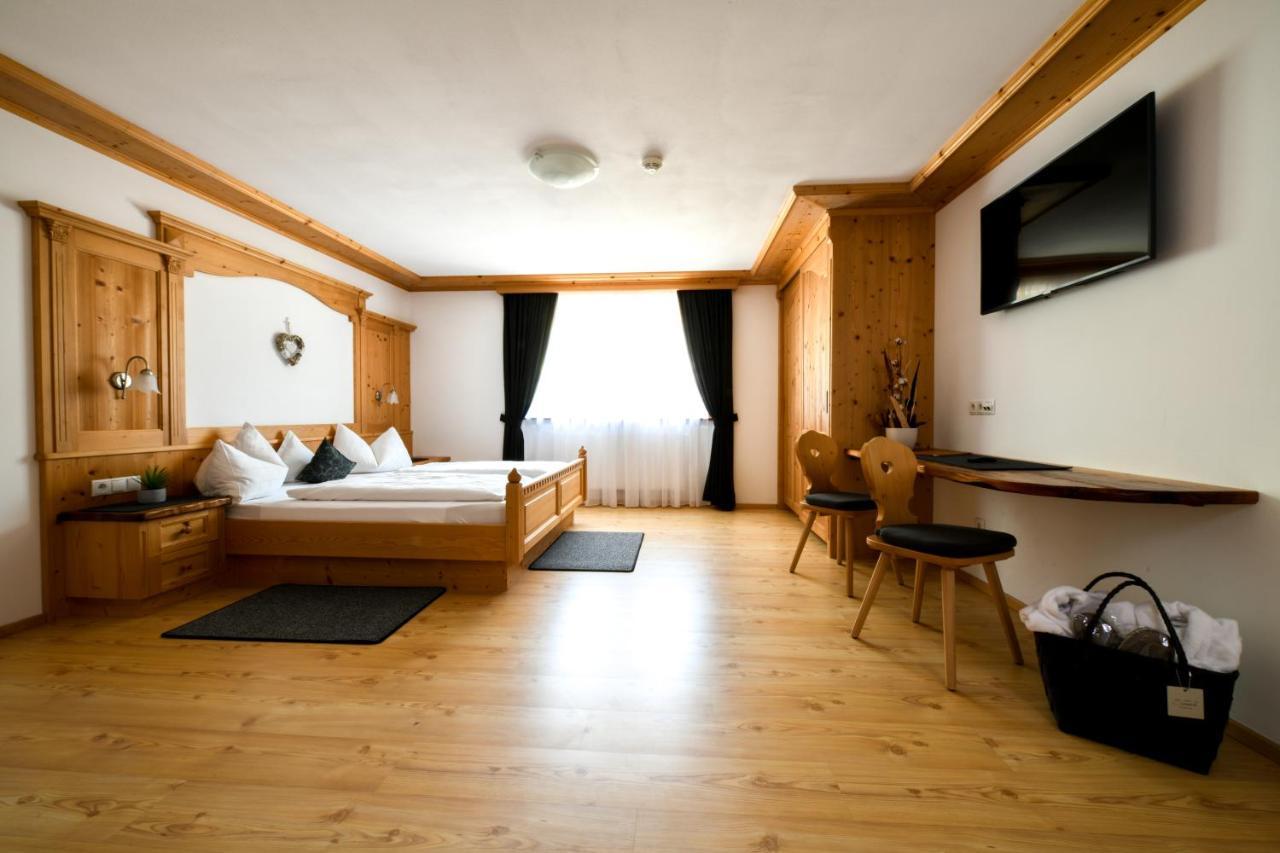 Apartments Sunela Selva di Val Gardena Exterior photo